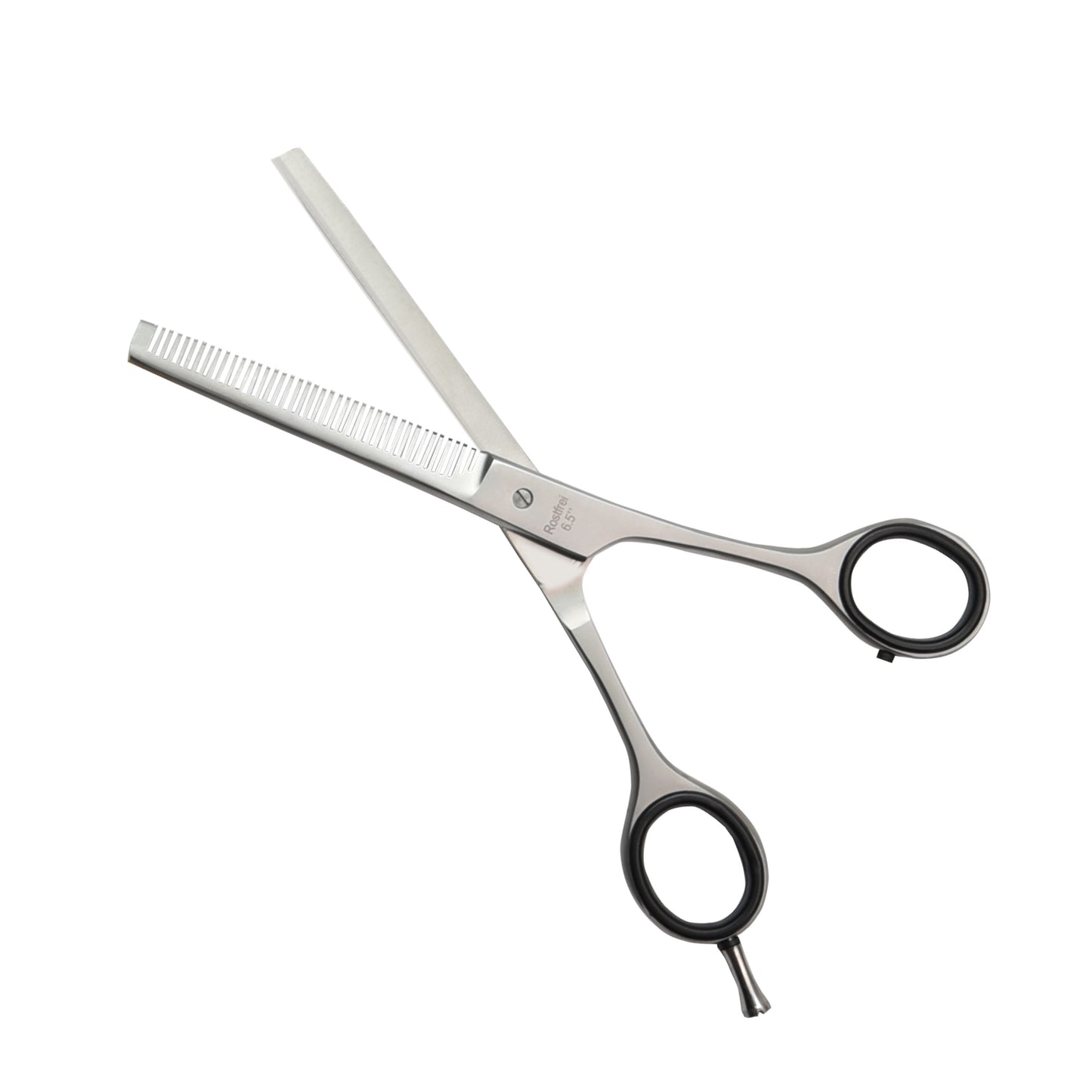 Modelling scissors with one-sided serration