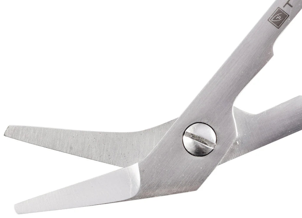 Toenail scissors with extra long handle